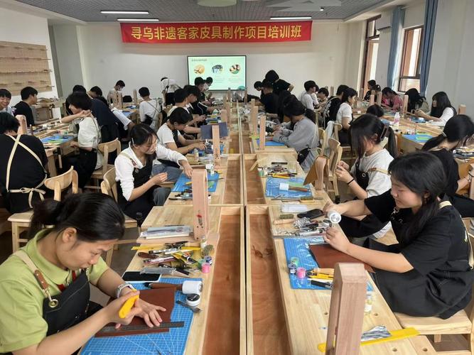 深寻非遗工坊开班 传统技艺焕发生机，助力乡村振兴